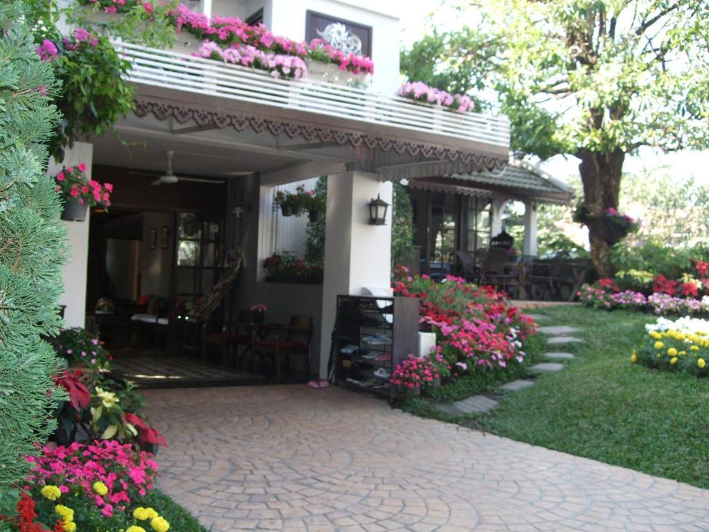 Rachamankha Flora House Hotel Chiang Mai Buitenkant foto