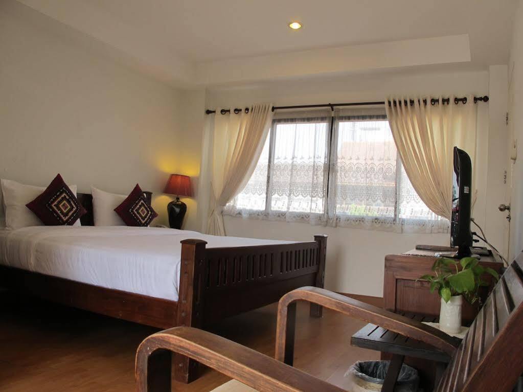 Rachamankha Flora House Hotel Chiang Mai Buitenkant foto